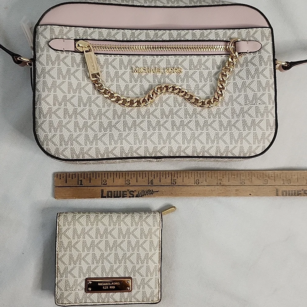 Michael Kors Jet Set Blush Zip Chain Crossbody W/ Coordinating Card Holder Set